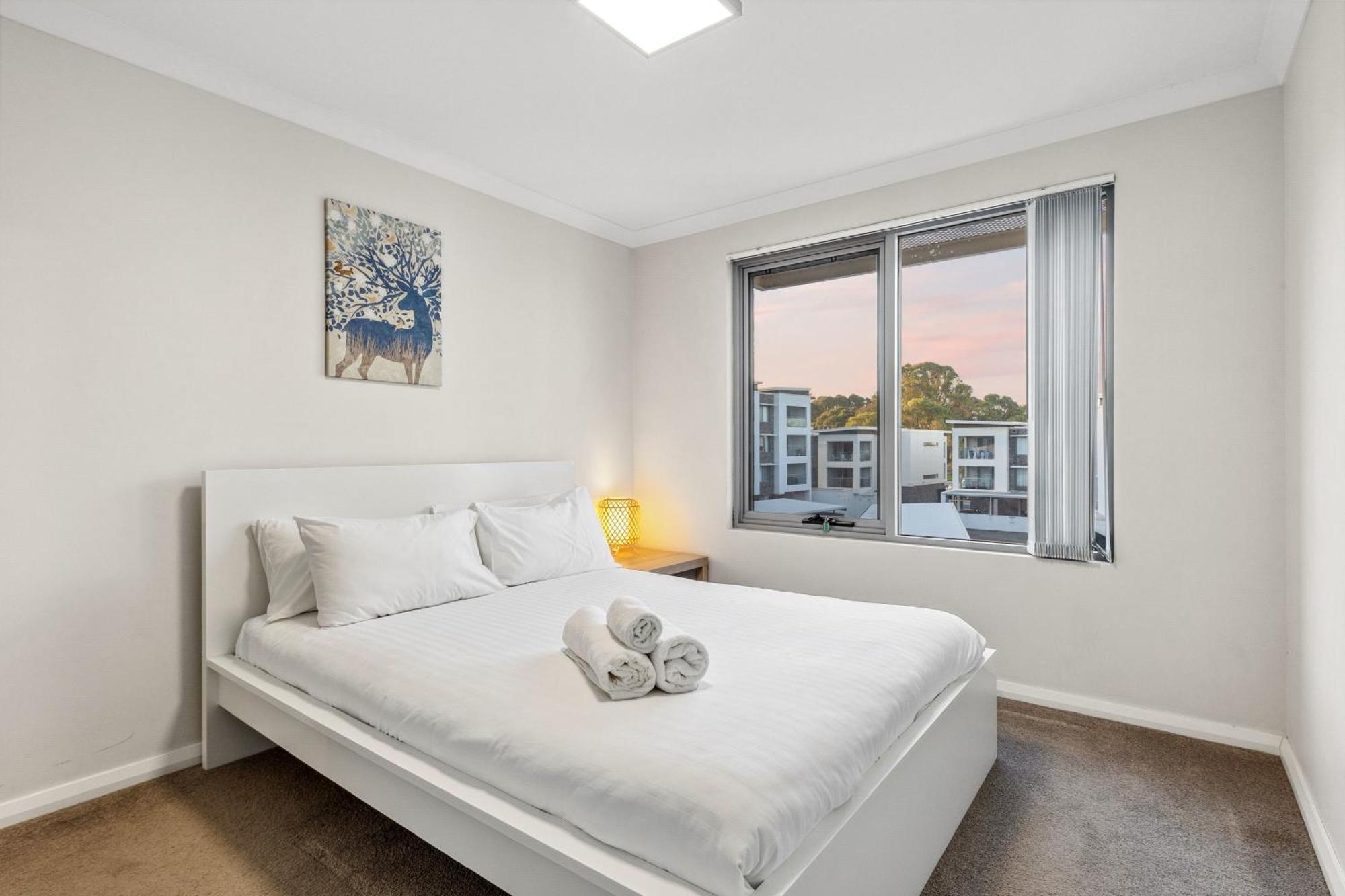Yaran Suites Rockingham Bagian luar foto